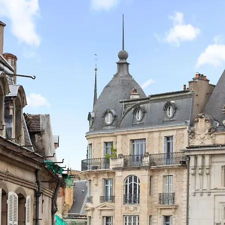 Confort & Calme - Centre Historique - Equipe Apartament *