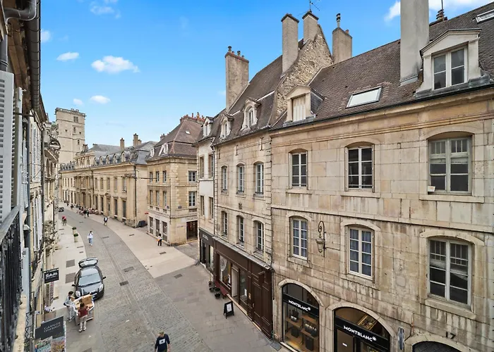 Διαμέρισμα Confort & Calme - Centre Historique - Equipe *