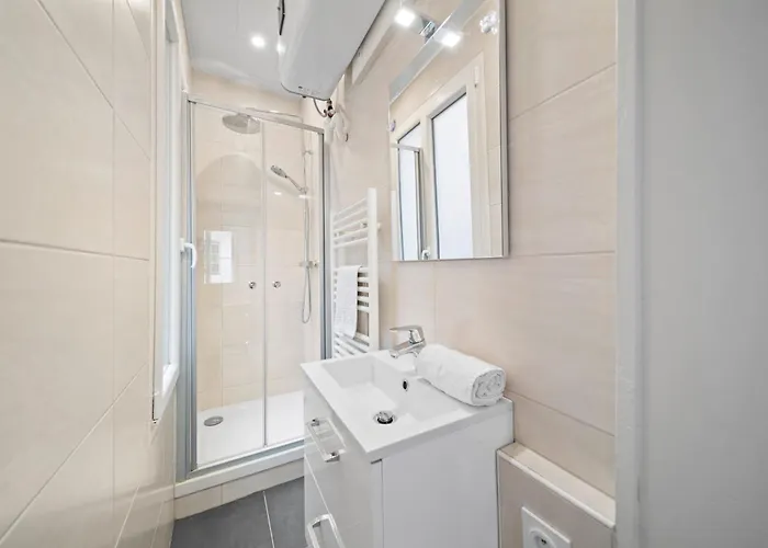 Confort & Calme - Centre Historique - Equipe *